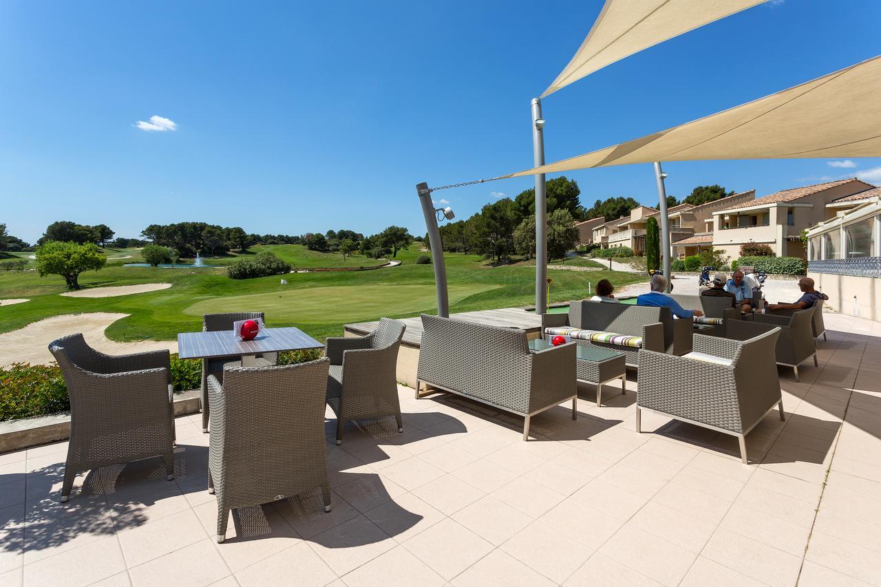 Madame Vacances Domaine Du Provence Country Club Service Premium ソルマーヌ・ド・ボークリューズ エクステリア 写真
